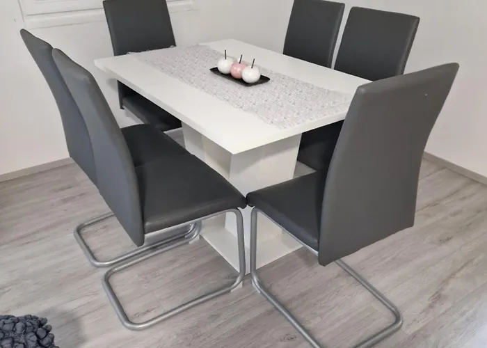 Hiska 111 S Kopalnimi Kartami Brežice