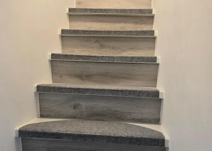 Hiska 111 S Kopalnimi Kartami